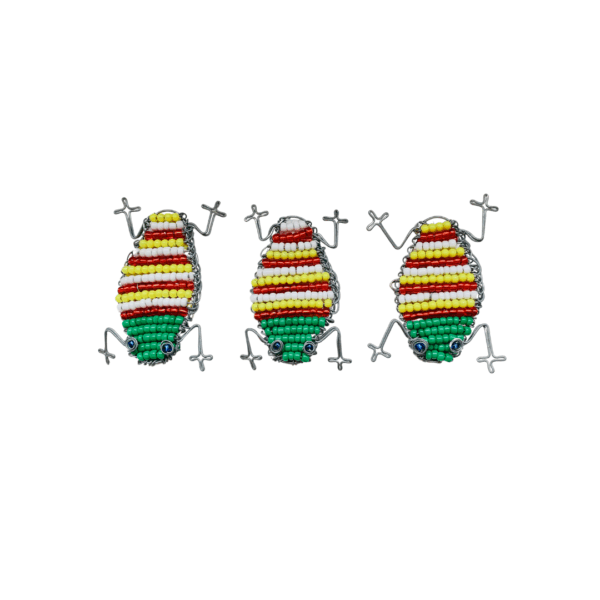 3 oetel broches
