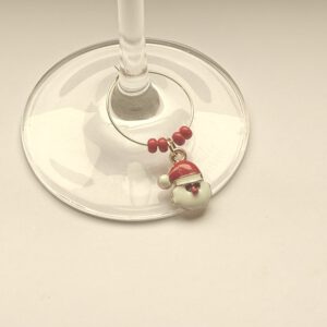wijnglasring met kerstbedel aan glas